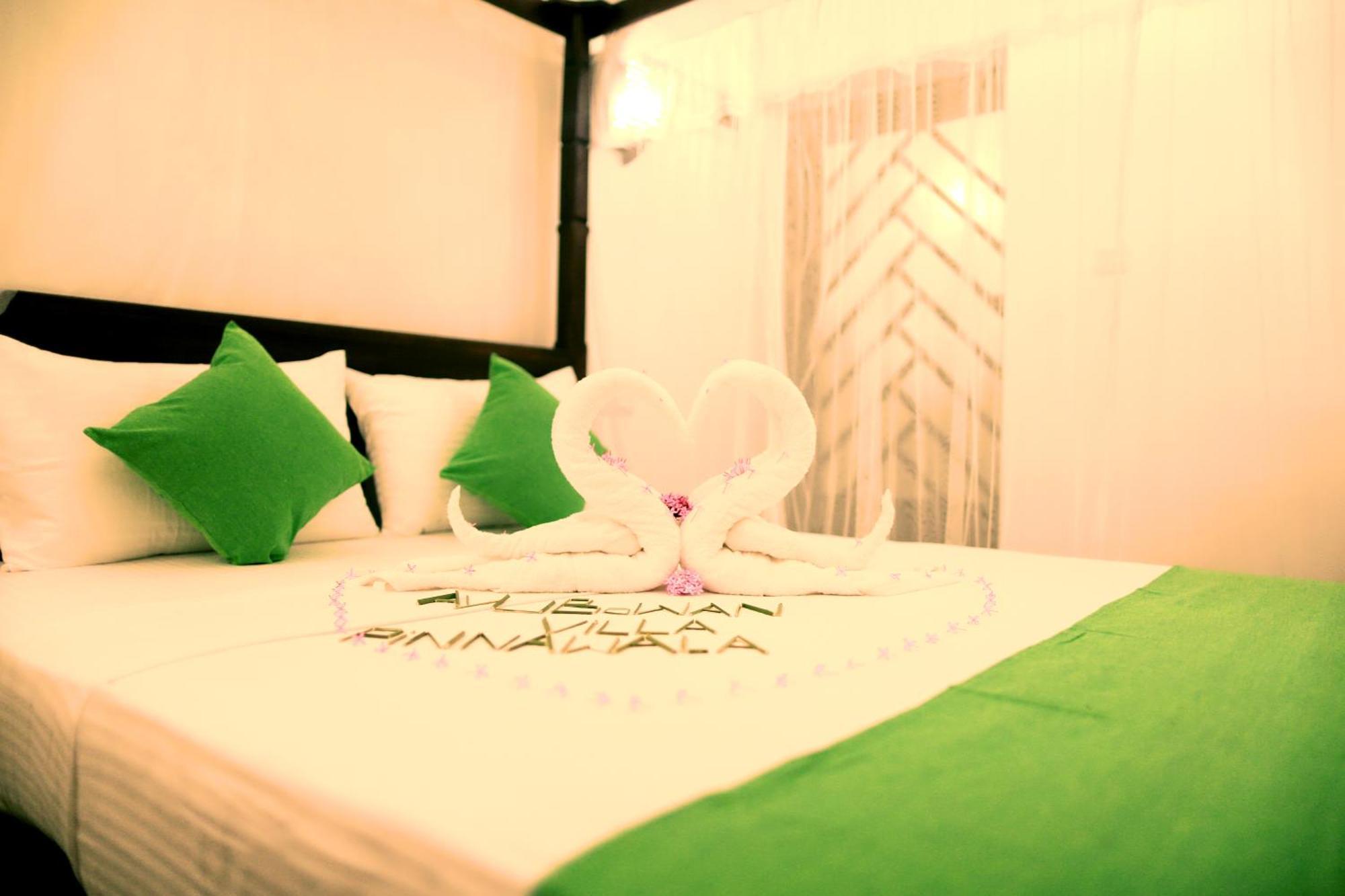 Villa Pinnawala Bagian luar foto