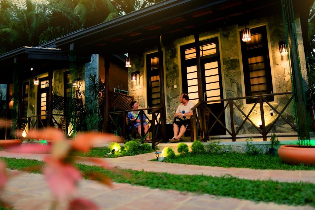 Villa Pinnawala Bagian luar foto