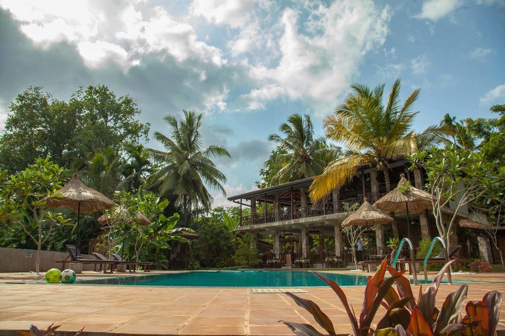 Villa Pinnawala Bagian luar foto