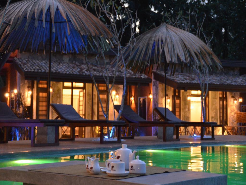 Villa Pinnawala Bagian luar foto