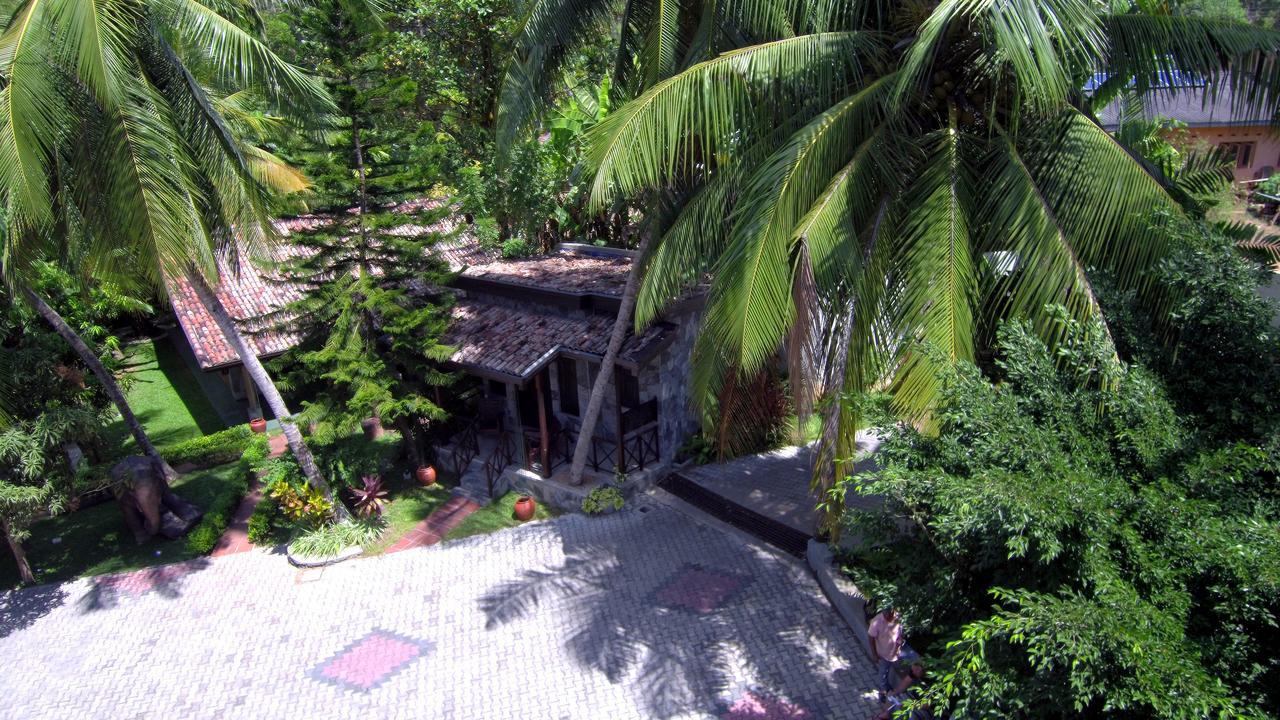 Villa Pinnawala Bagian luar foto