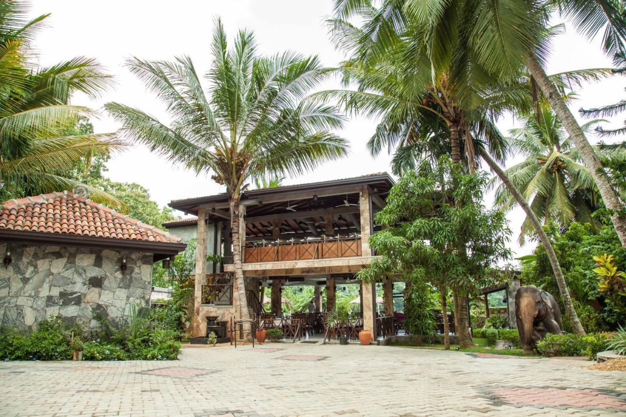 Villa Pinnawala Bagian luar foto